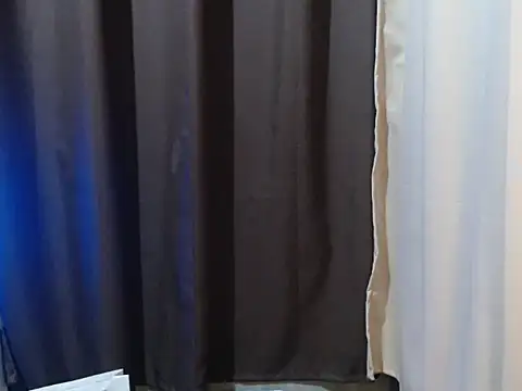 Snapshot of cumwhat_me chatting on June 25, 5:45 am cumwhat me online show from June 25, 5:45 am