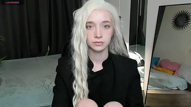 MelissaReis online show from September 13, 8:52 pm