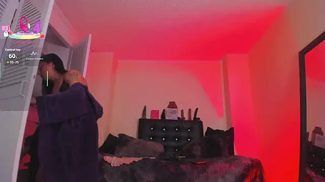 Draculairis online show from September 24, 3:04 pm