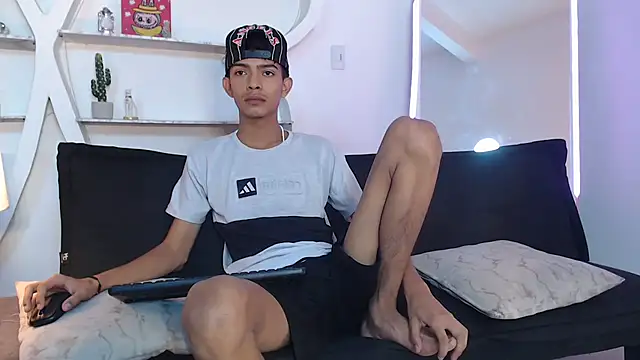 PRETTY SEX1 online show from October 20, 1:22 pm