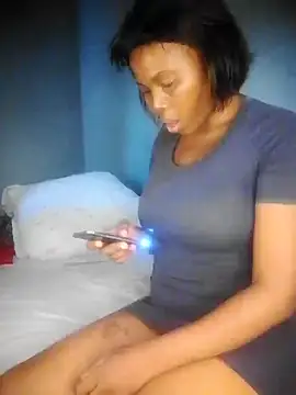 CharlotteXXX online show from March 21, 12:43 pm