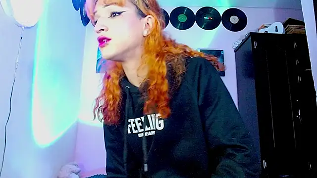 Snapshot of meghan_devil_ chatting on September 13, 6:13 am meghan devil  online show from September 13, 6:13 am