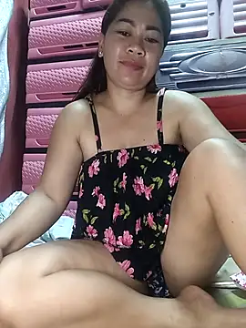 sexybitch 02 online show from February 15, 8:16 pm