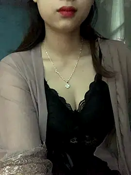 Snapshot of Zika_23 chatting on December 17, 4:40 am Zika 23 online show from December 17, 4:40 am