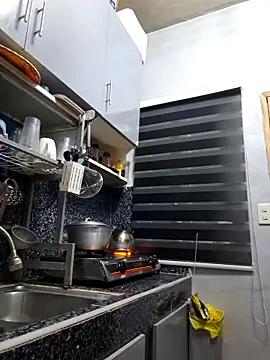 Snapshot of lustlushlady6 chatting on September 19, 7:03 pm lustlushlady6 online show from September 19, 7:03 pm