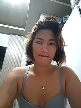 Snapshot of lustlushlady6 chatting on October 19, 9:26 pm lustlushlady6 online show from October 19, 9:26 pm