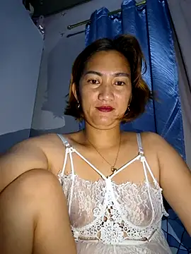 Snapshot of lustlushlady6 chatting on October 25, 7:19 pm lustlushlady6 online show from October 25, 7:19 pm