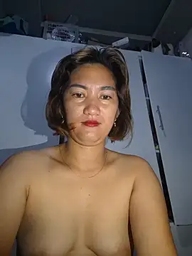 Snapshot of lustlushlady6 chatting on October 26, 9:42 pm lustlushlady6 online show from October 26, 9:42 pm