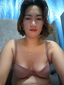 Snapshot of lustlushlady6 chatting on October 28, 9:06 pm lustlushlady6 online show from October 28, 9:06 pm