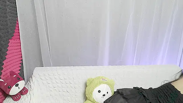 Snapshot of kemybaby chatting on September 17, 6:31 pm kemybaby online show from September 17, 6:31 pm