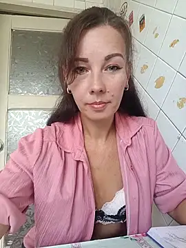 Adeline3302 online show from June 18, 9:09 am