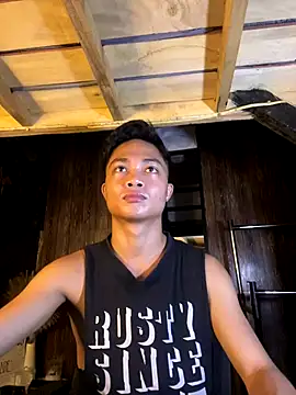 Snapshot of hotzachery chatting on October 31, 5:41 am hotzachery online show from October 31, 5:41 am