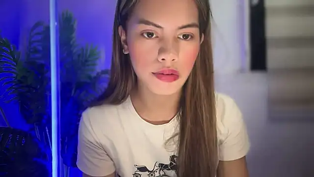 Snapshot of serpenthena_goddess chatting on October 16, 4:19 pm serpenthena goddess online show from October 16, 4:19 pm