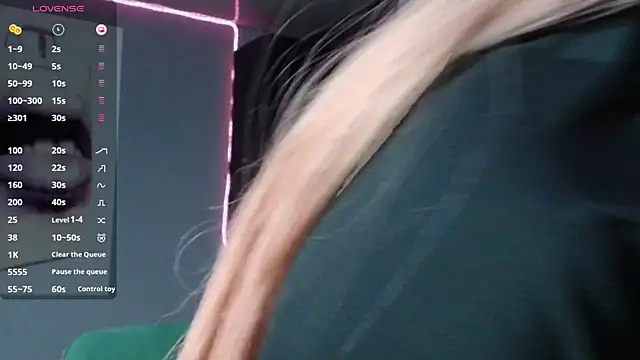 PieraMarch online show from December 15, 8:13 pm