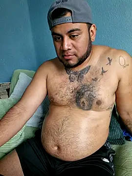 bellylova online show from April 13, 4:01 pm