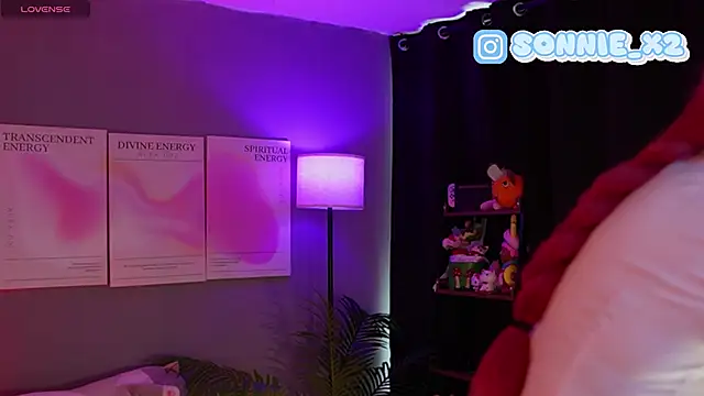 Sonnie mami online show from September 21, 2:40 pm