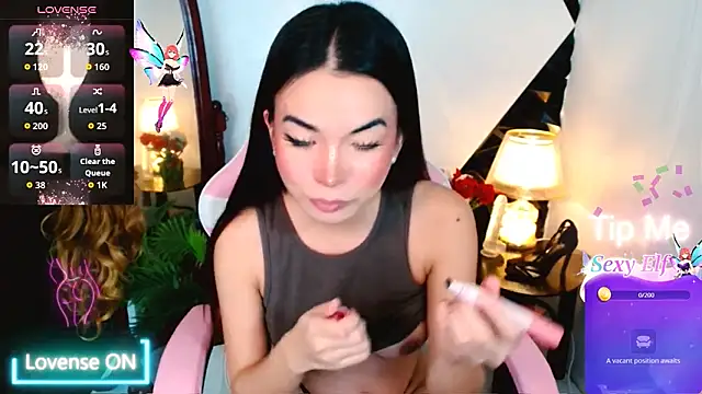 Snapshot of FantasyDorothy chatting on June 28, 5:41 pm FantasyDorothy online show from June 28, 5:41 pm