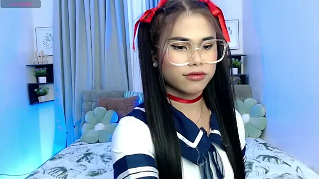 PrettyBlythes TS online show from November 12, 1:22 pm