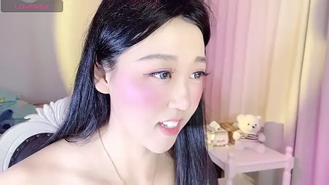 Snapshot of fufu-0808 chatting on October 17, 4:09 pm fufu-0808 online show from October 17, 4:09 pm