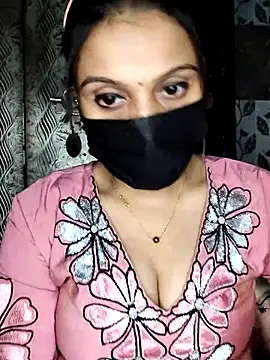 Snapshot of Horny_Shalu chatting on September 17, 6:09 pm Horny Shalu online show from September 17, 6:09 pm