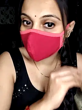 Snapshot of Horny_Shalu chatting on September 19, 5:46 pm Horny Shalu online show from September 19, 5:46 pm