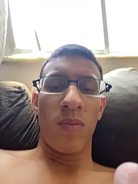 safadezanunes2 online show from November 25, 3:45 pm