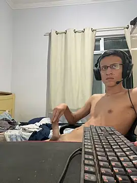 safadezanunes2 online show from March 19, 10:03 pm