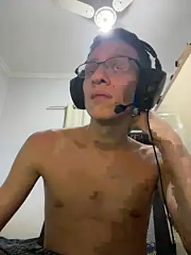 safadezanunes2 online show from March 27, 1:11 am