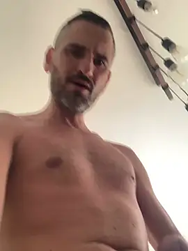 mika13113 online show from April 19, 9:19 am