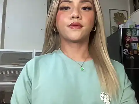 Snapshot of calimonroe chatting on March 14, 8:47 pm calimonroe online show from March 14, 8:47 pm