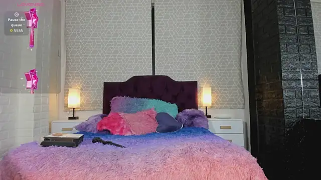 Snapshot of Zamara_Kleii chatting on September 17, 5:20 am Zamara Kleii online show from September 17, 5:20 am