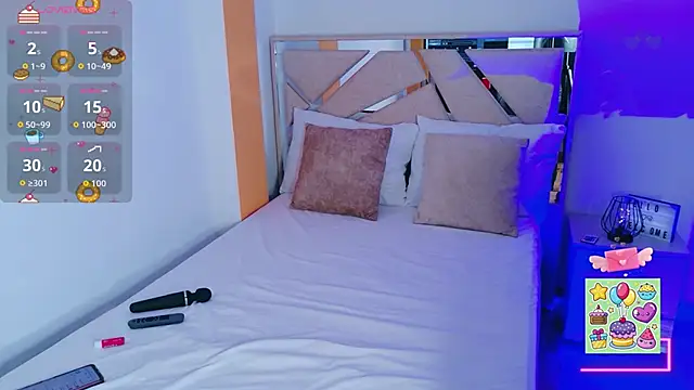 KiimBrooks online show from March 8, 10:30 am