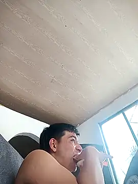 Snapshot of Gaticomalo1234 chatting on December 14, 4:01 pm Gaticomalo1234 online show from December 14, 4:01 pm