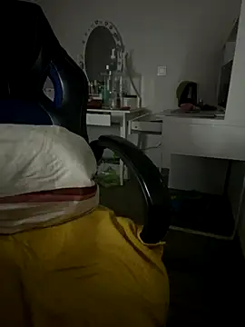 Snapshot of xixopuaff88 chatting on October 3, 7:44 pm xixopuaff88 online show from October 3, 7:44 pm