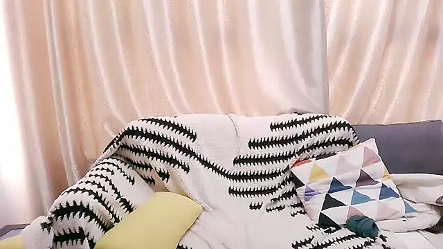 Snapshot of Tsia-Die chatting on October 10, 5:17 am Tsia-Die online show from October 10, 5:17 am