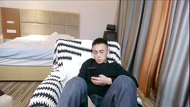 Snapshot of Tsia-Die chatting on November 22, 9:30 am Tsia-Die online show from November 22, 9:30 am