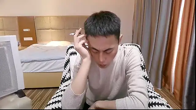 Snapshot of Tsia-Die chatting on December 5, 4:32 am Tsia-Die online show from December 5, 4:32 am