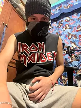 Skinny Longhair online show from September 28, 7:14 am