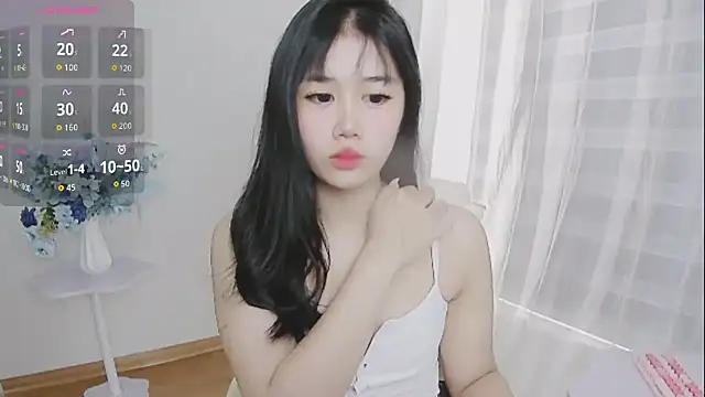 Snapshot of -Rose-Lucky- chatting on September 24, 1:20 am -Rose-Lucky- online show from September 24, 1:20 am