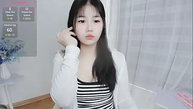 Snapshot of -Rose-Lucky- chatting on October 1, 1:22 am -Rose-Lucky- online show from October 1, 1:22 am