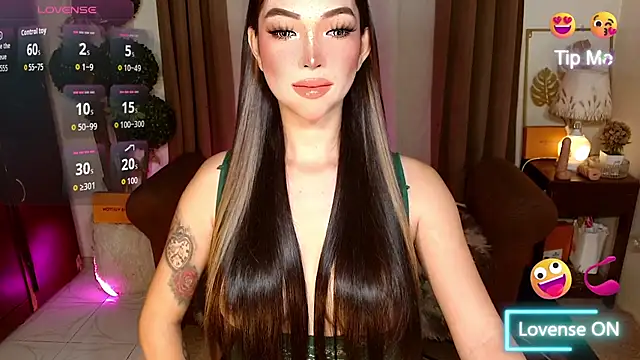 MouthWatering Ayesha online show from December 23, 1:58 am