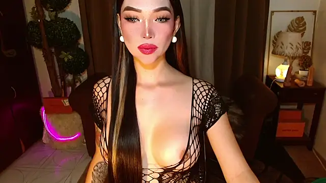 MouthWatering Ayesha online show from April 22, 1:41 am