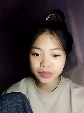 Thy00   online show from December 19, 3:41 pm