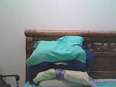 morenocabro10 online show from September 21, 6:42 pm