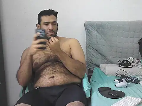 morenocabro10 online show from April 20, 9:49 pm