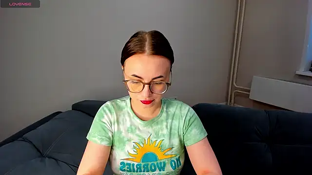 Snapshot of MewStella chatting on May 17, 10:50 pm MewStella online show from May 17, 10:50 pm