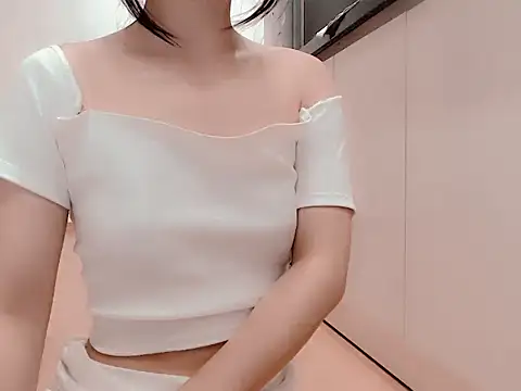 Snapshot of Tea_Mei chatting on October 13, 12:49 pm Tea Mei online show from October 13, 12:49 pm