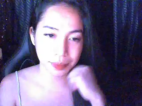 NicoleRoseTS online show from April 24, 5:15 pm