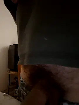 hugecock4u1990 online show from September 25, 1:20 am