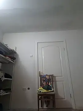 hugecock4u1990 online show from December 1, 6:13 pm